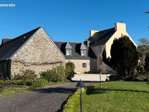 Propriété 8 pièces 219 m²