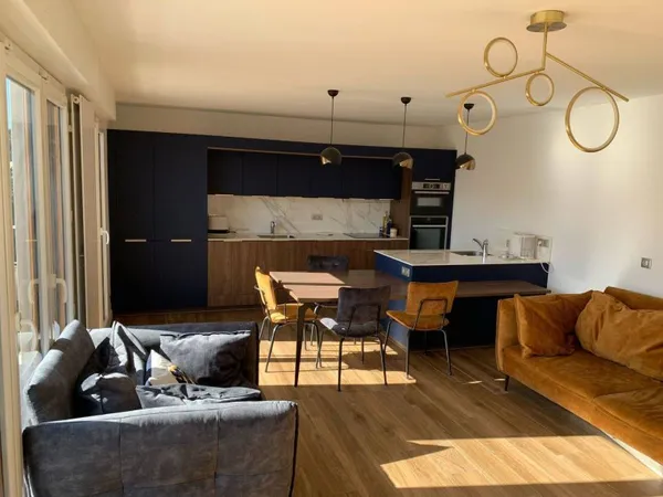 Appartement 3 pièces 84 m²