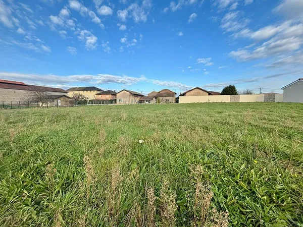 Terrain à bâtir viabilisé 740,96 m² - 01570 MANZIAT