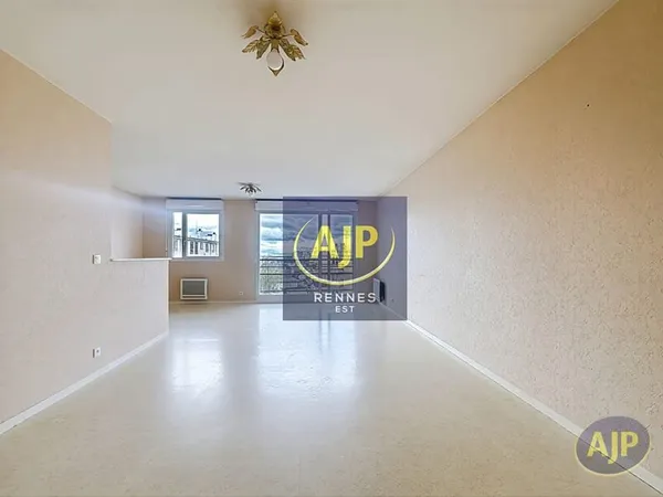 Rue de Nantes - T3 de 71 m2 avec balcon