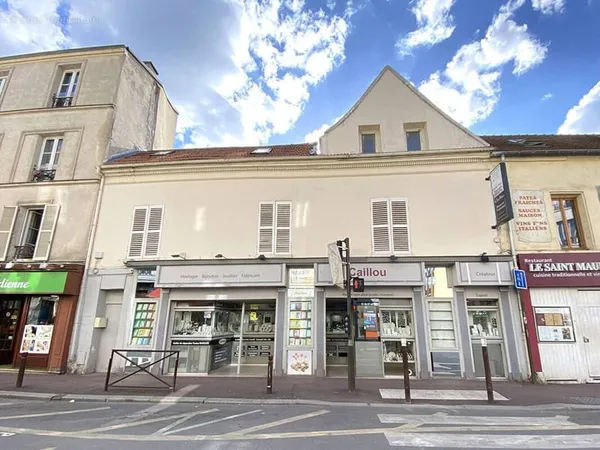 Immeuble Villejuif centre-ville 5 appartement et une boutique