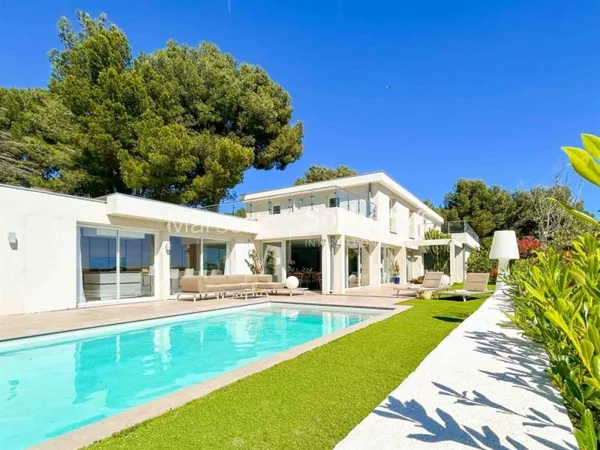 Sanary-sur-Mer - Superbe villa contemporaine vue mer