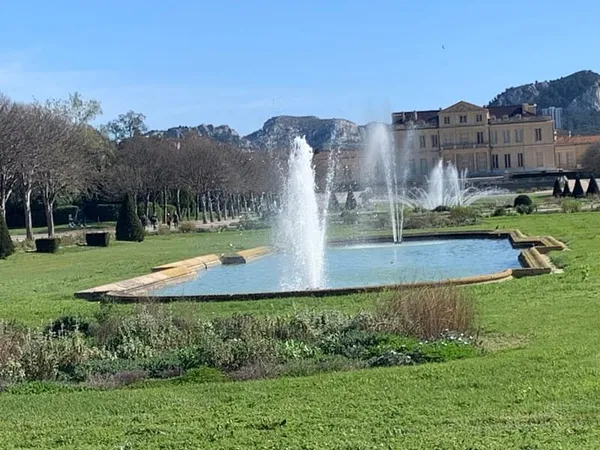 DERNIER ETAGE AVEC TERRASSE VUE MER 13008