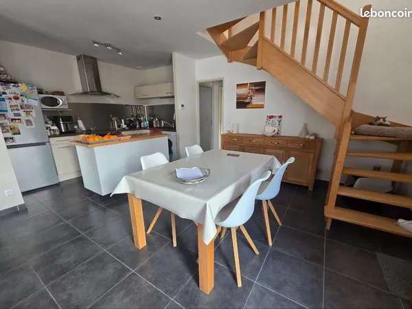 🏡 Maison 3 faces - 95 m² - Moderne - RT2012 - Clim gainable - Extérieur aménagé