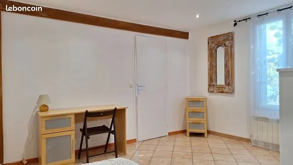 Chambre à louer dans maison en colocation