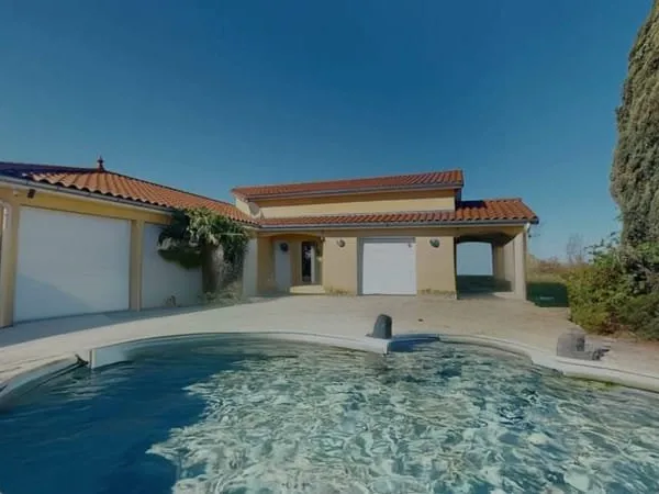 Maison , 186 m2 hab, 4 ch + bureau , sur 1271 m2 de terrain