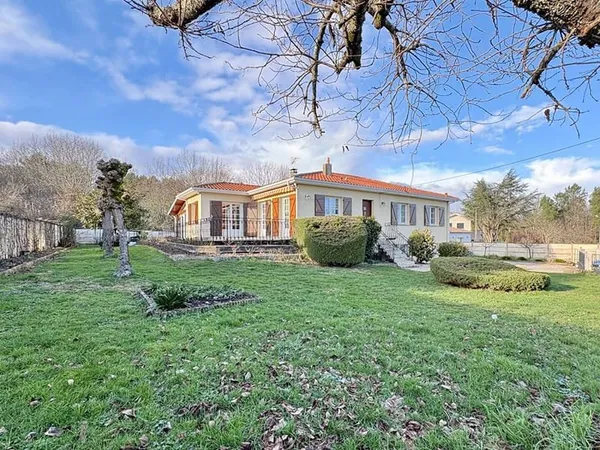 Maison 7 pièces 207 m²