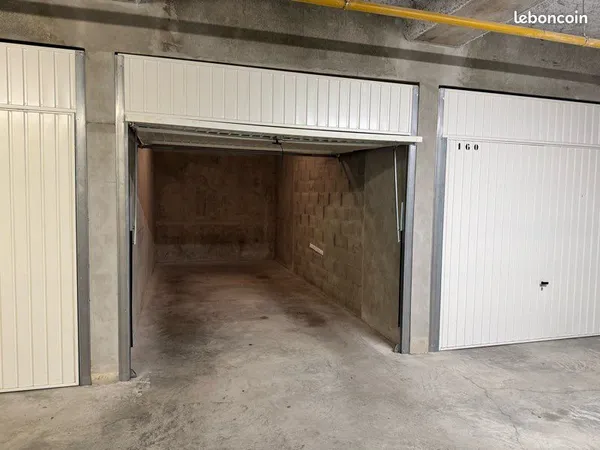 Garage à louer