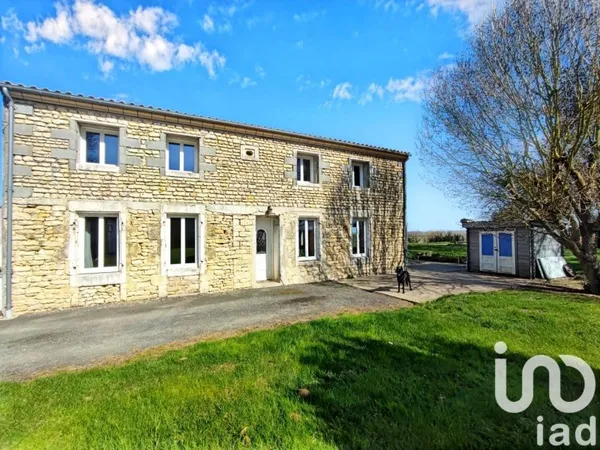 Maison 7 pièces 220 m²