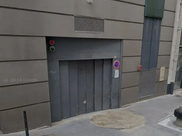 Loue place de parking 12m² proche Bellecour