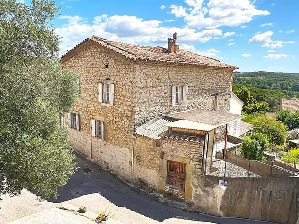 maison de village à rénovée