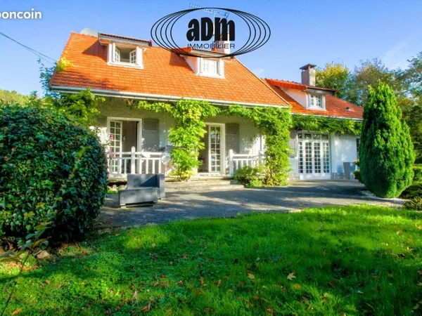 Chalet 6 pièces 135 m²