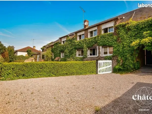 Propriété 7 pièces 195 m²