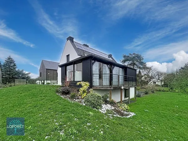 Maison Cesson Sevigne 10 pièce(s) 220 m2