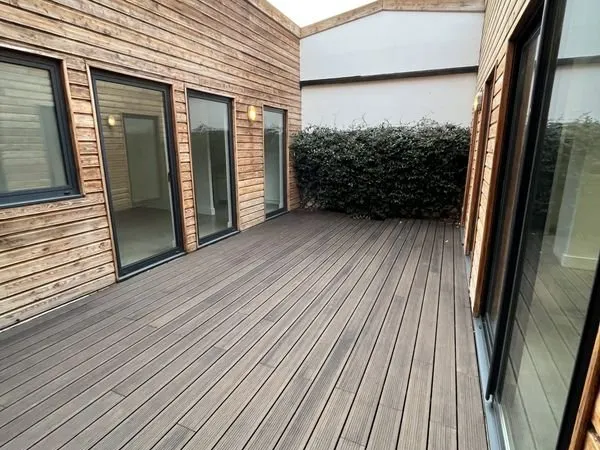 Appartement 7 pièces 214 m²