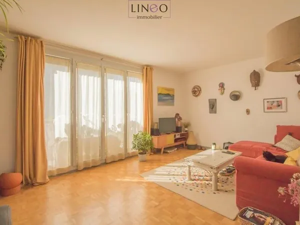 CHOISY LE ROI - ROUGET DE L'ISLE - APPARTEMENT 4 PIECES 76M² - CAVE - CELLIER - STATIONNEMENT LIBRE