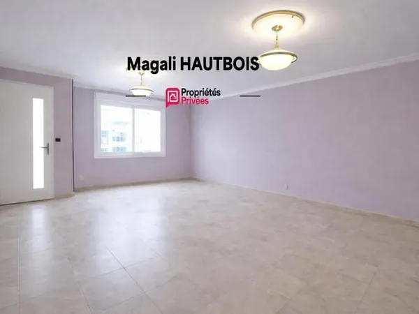 Maison de ville Saint Hilaire Du Harcouet 6 pièce(s) 167 m2
