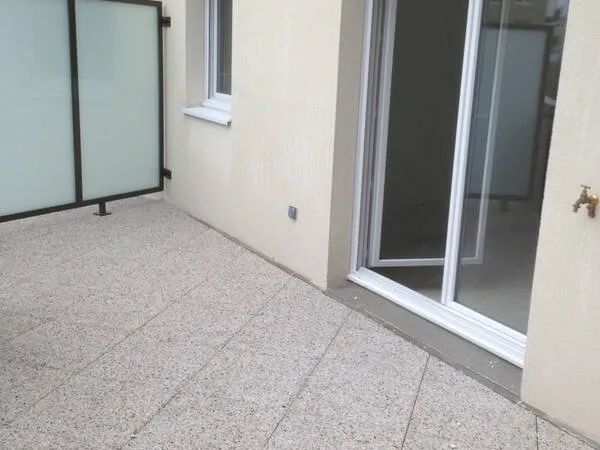 3 pièces neuf à NANCY 53 m2 un balcon stationnement inclus Fort potentiel patrimonial