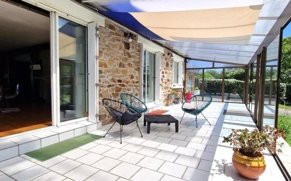 A vendre-Bretagne-Finistère sud-Poullan sur mer-maison-6 pièces-double garage-jardin-dépendance