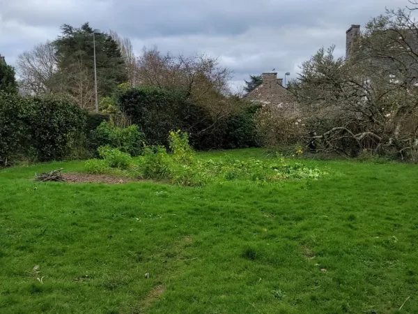 Terrain 550 m²
