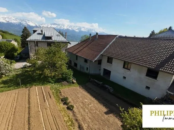 Maison 18 pièces 312 m²