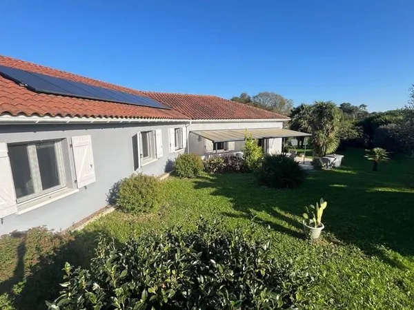 Maison 6 pièces 205 m²