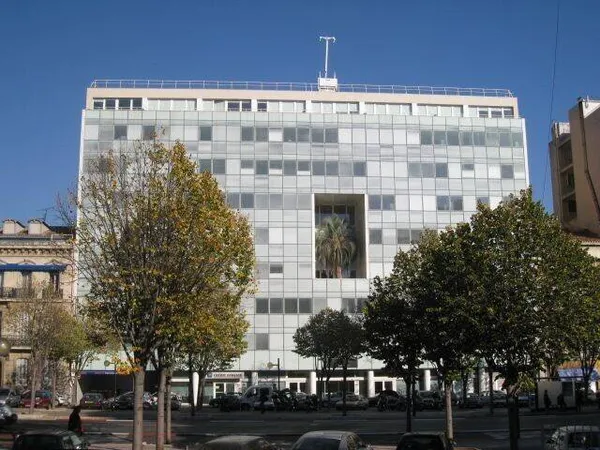 Bureaux 1297 m²