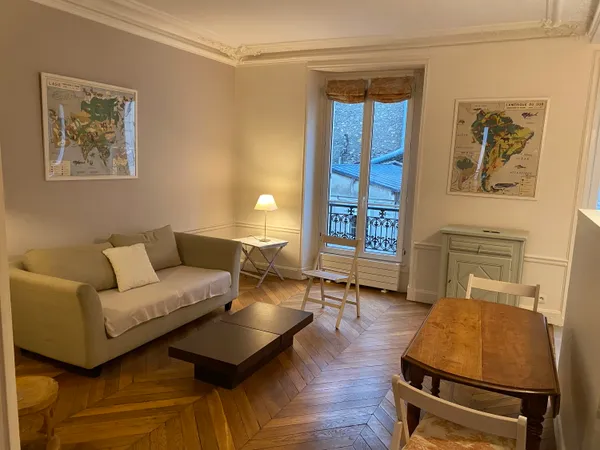Paris Batignolles location T3 meublé