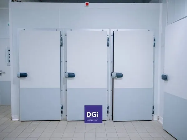 Local d'activité 450 m²