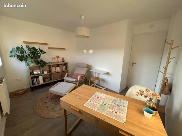 Bureau de 11m2 à louer Feucherolles