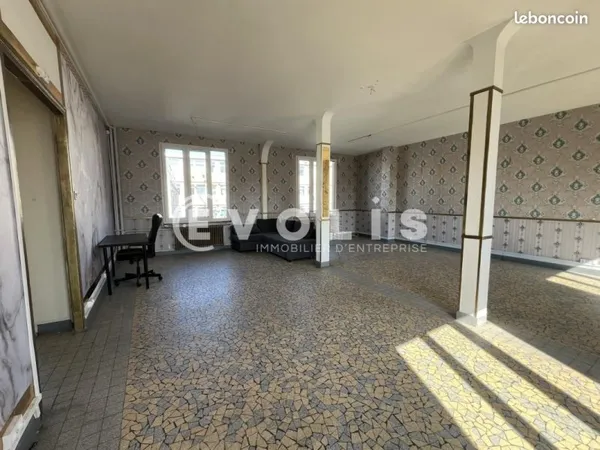Bureaux 97 m²
