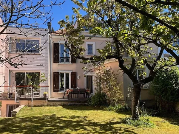 Maison 6 pièces 150 m²