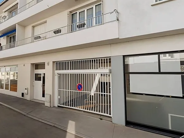 Parking 13 m²