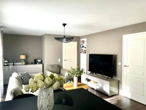 Appartement 4 pièces 77 m²