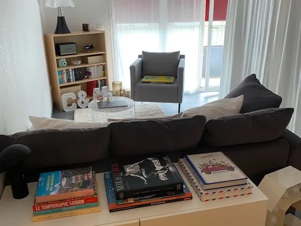 Grand studio meublé de 35 M² - Vue sur Parc
