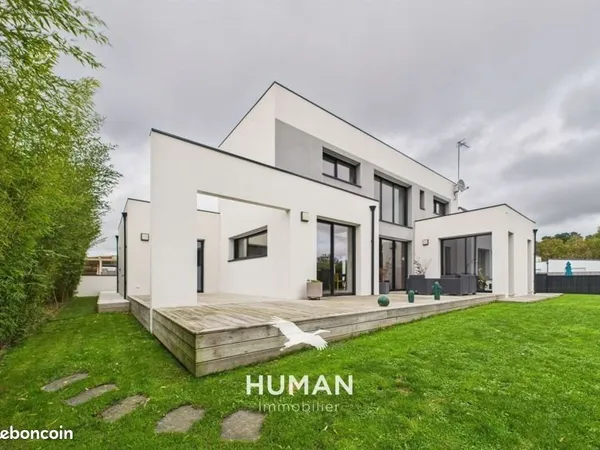 Maison 7 pièces 168 m²