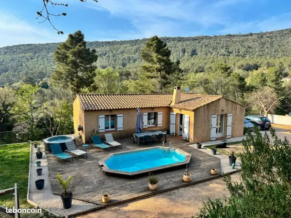 Maison 4 chambres 105m² + potentiel d'agrandissement - 1500 m² de terrain - Piscine - Au calme absol