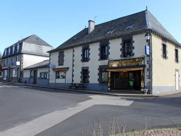 MAISON ET FOND DE COMMERCE BOULANGERIE ET PATISSERIE