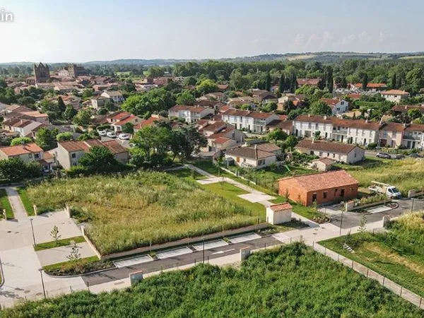 Terrain 601 m² Baziege