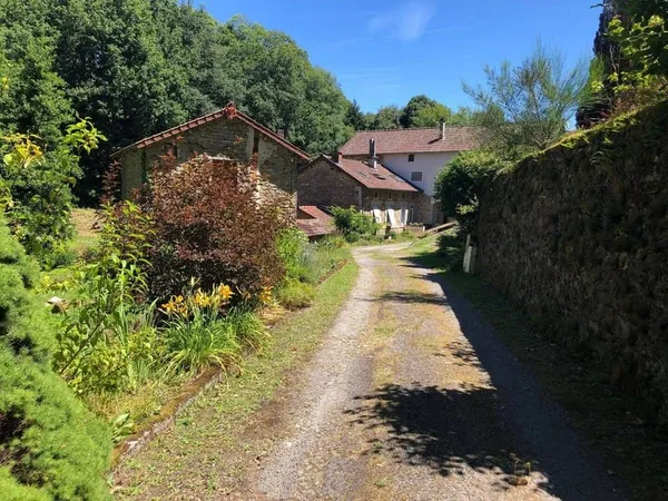 Maison 10 pièces 235 m²