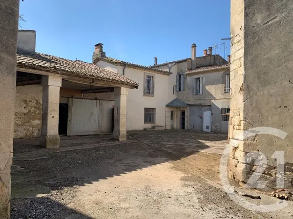Maison 11 pièces 268 m²