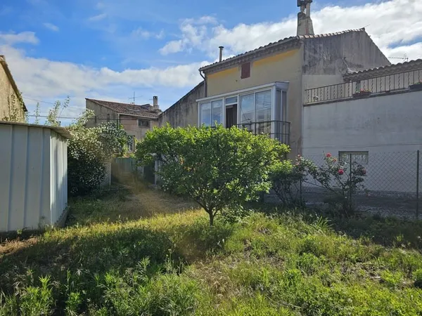 ENSEMBLE IMMOBILIER A RENOVER