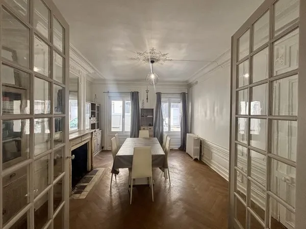 MAISON - 8 PIÈCES - ELBEUF
