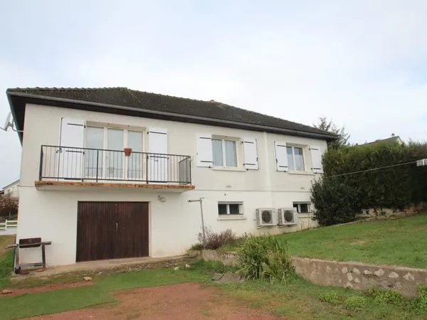 CHAMPVERT, pavillon sur sous-sol
