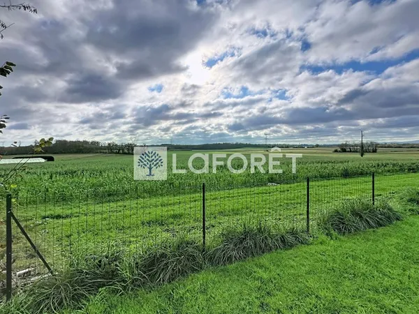 Terrain 845 m²