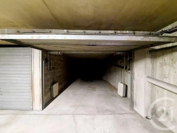 Parking 20 m²