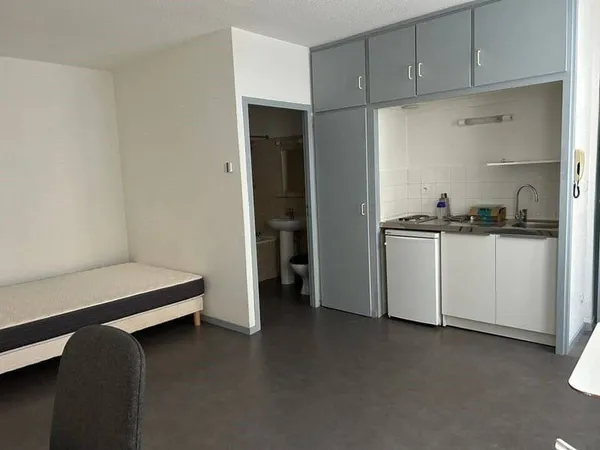 Studio 1 pièce 25 m²