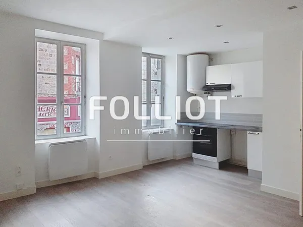 A LOUER - VILLEDIEU Centre - T2 40 m² avec cuisine équipée
