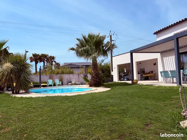 Villa 220m2 sur 900m2 de jardin
