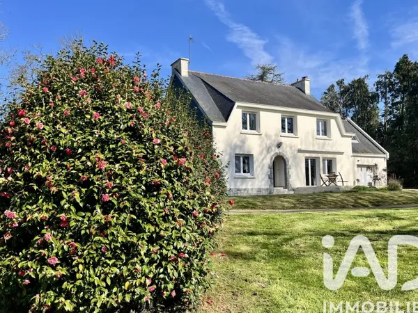 Maison 10 pièces 201 m²